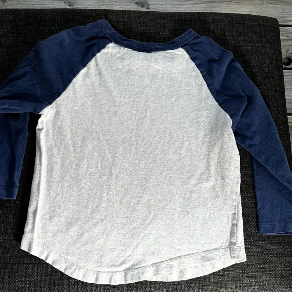 Hanna Andersson Baseball Raglan Tee Retro Car Graphic Curved Hem Size 4